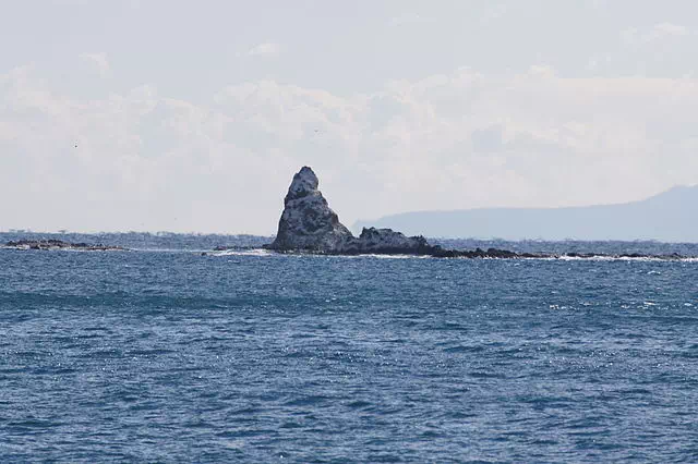 Eboshi Rock