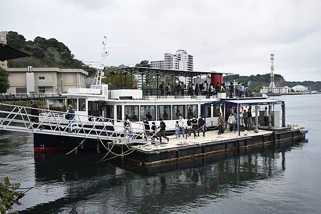 Cruise of Yokosuka Naval Port