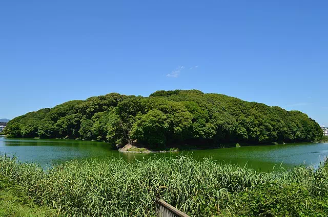 Tomb of Emperor Chuai