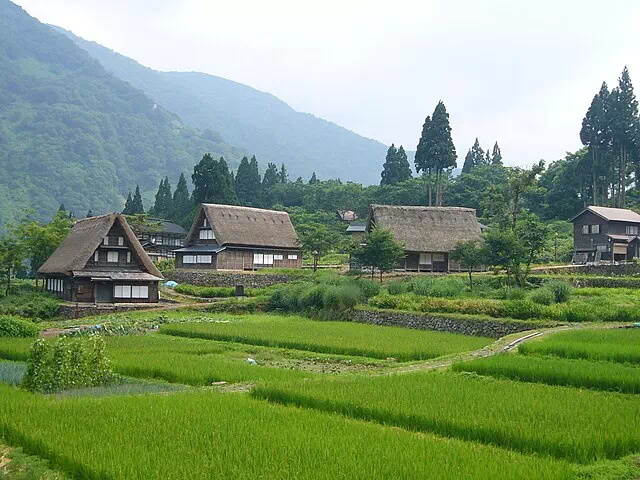 Ainokura District