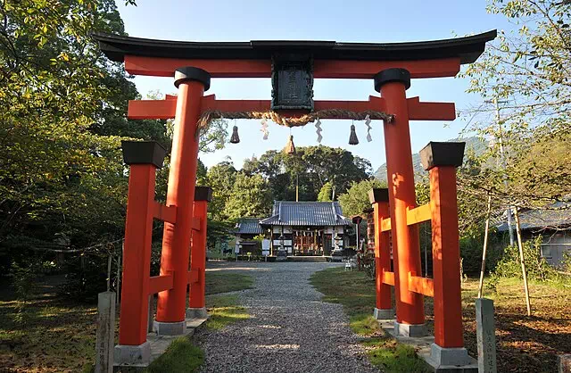 Niukanshobu Shrine